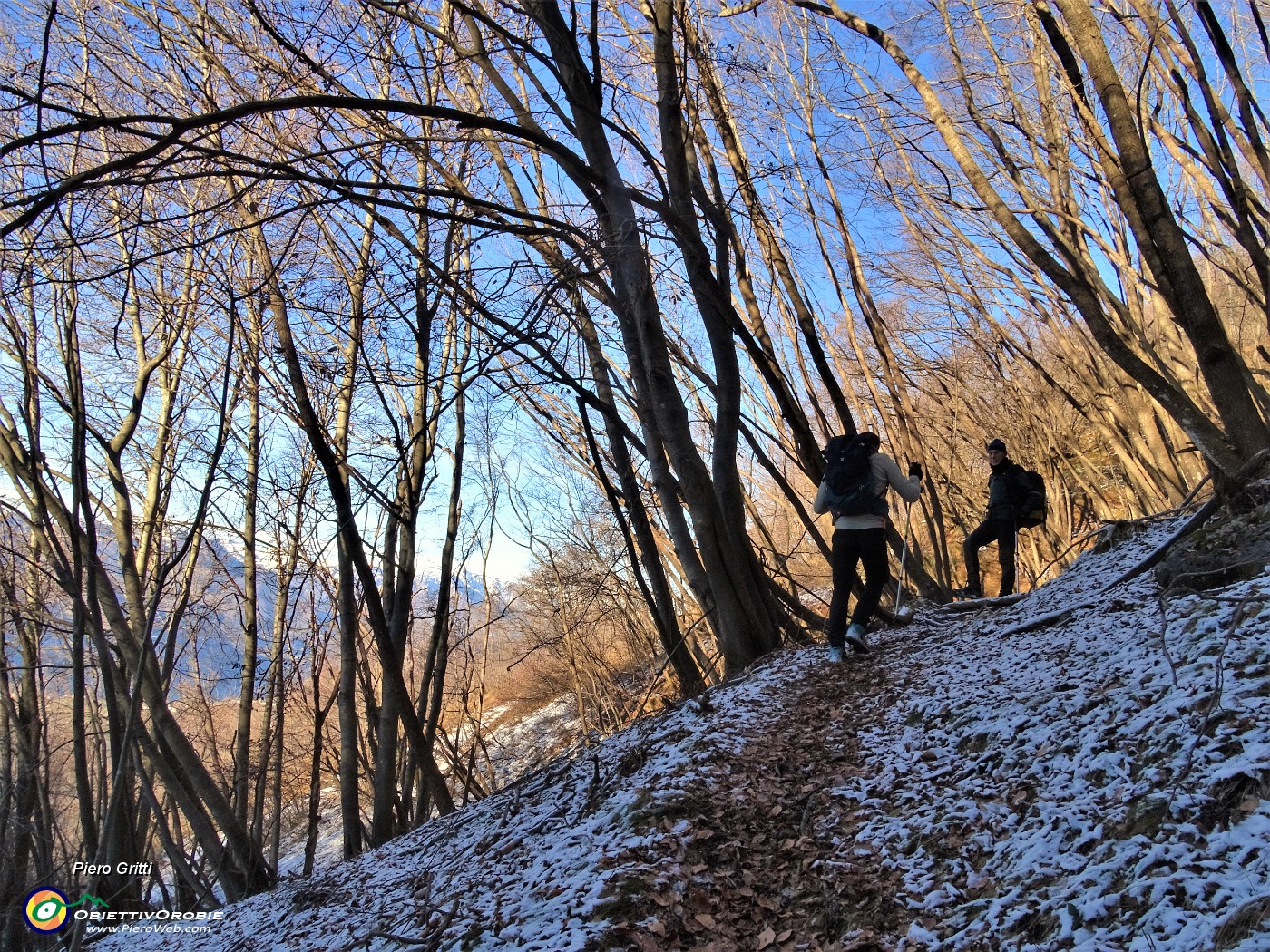 80 Dopo l'ombra usciamo al sole.JPG
